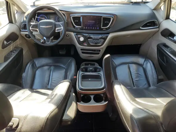 2C4RC1BG5HR523322 2017 CHRYSLER PACIFICA - Image 8