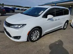 2C4RC1BG5HR524244 2017 CHRYSLER PACIFICA