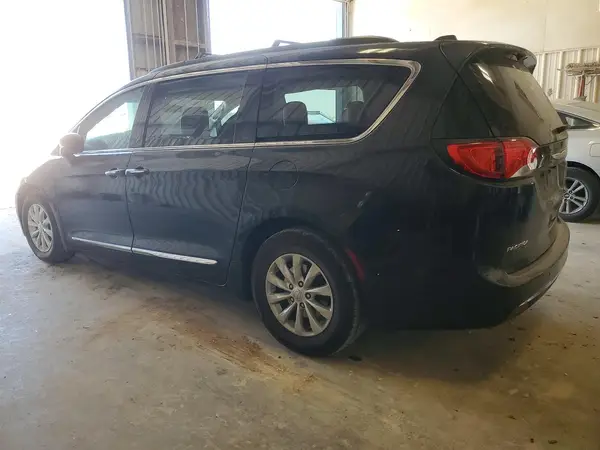 2C4RC1BG5HR526723 2017 CHRYSLER PACIFICA - Image 2