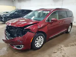 2C4RC1BG5HR527578 2017 CHRYSLER PACIFICA