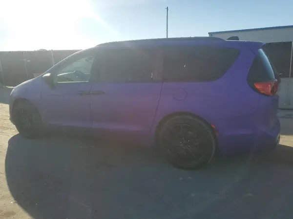 2C4RC1BG5HR528634 2017 CHRYSLER PACIFICA - Image 2
