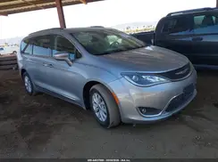 2C4RC1BG5HR532635 2017 CHRYSLER PACIFICA
