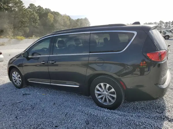 2C4RC1BG5HR532800 2017 CHRYSLER PACIFICA - Image 2