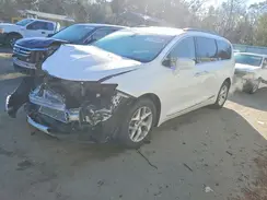 2C4RC1BG5HR533560 2017 CHRYSLER PACIFICA