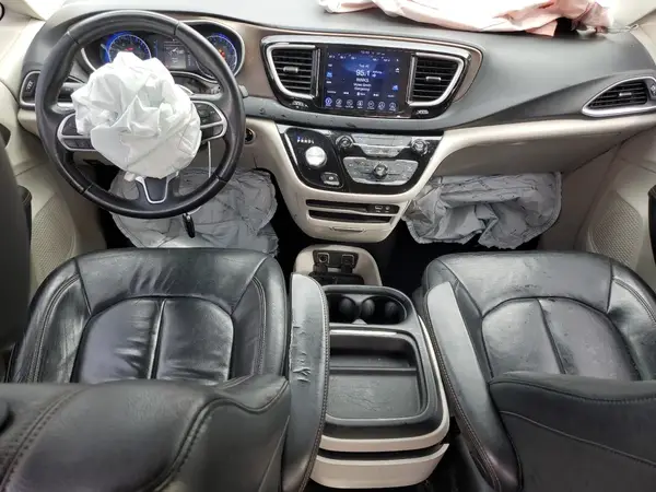 2C4RC1BG5HR533803 2017 CHRYSLER PACIFICA - Image 8