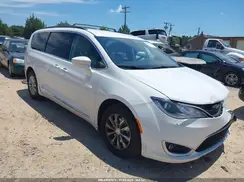 2C4RC1BG5HR533946 2017 CHRYSLER PACIFICA