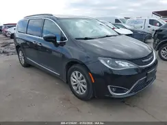 2C4RC1BG5HR535339 2017 CHRYSLER PACIFICA
