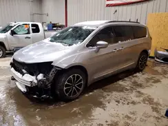 2C4RC1BG5HR538130 2017 CHRYSLER PACIFICA
