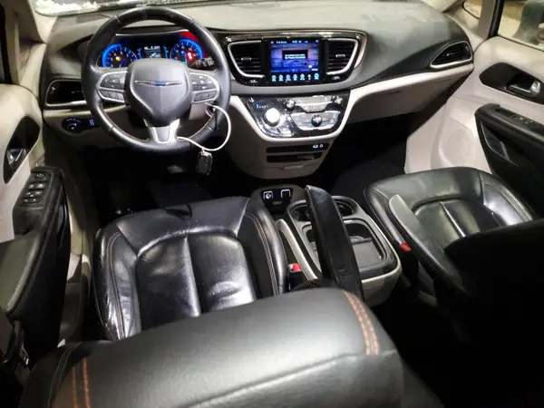 2C4RC1BG5HR538130 2017 CHRYSLER PACIFICA - Image 8