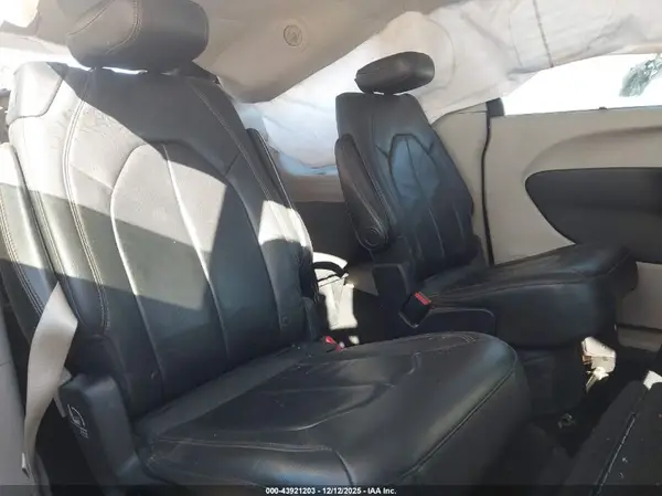 2C4RC1BG5HR539293 2017 CHRYSLER PACIFICA - Image 8
