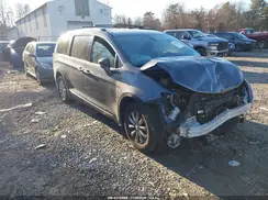 2C4RC1BG5HR543005 2017 CHRYSLER PACIFICA