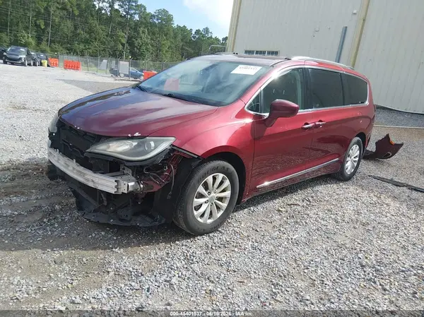 2C4RC1BG5HR544039 2017 CHRYSLER PACIFICA - Image 2