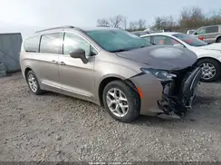 2C4RC1BG5HR561214 2017 CHRYSLER PACIFICA