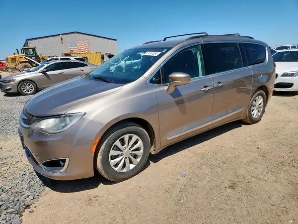 2C4RC1BG5HR569605 2017 CHRYSLER PACIFICA - Image 1