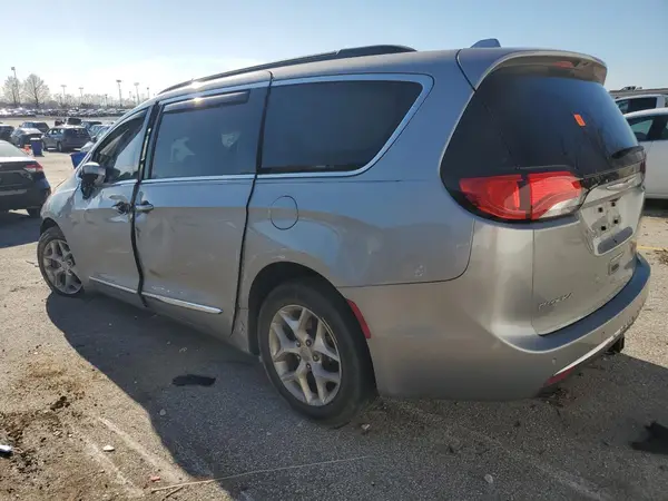 2C4RC1BG5HR570625 2017 CHRYSLER PACIFICA - Image 2