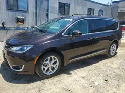 2C4RC1BG5HR571015 2017 CHRYSLER PACIFICA