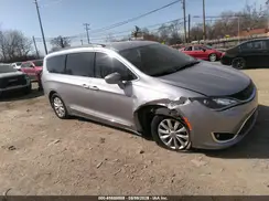 2C4RC1BG5HR576005 2017 CHRYSLER PACIFICA