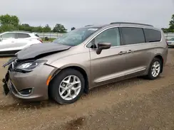 2C4RC1BG5HR579616 2017 CHRYSLER PACIFICA
