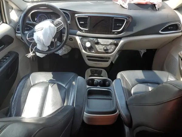 2C4RC1BG5HR579616 2017 CHRYSLER PACIFICA - Image 8