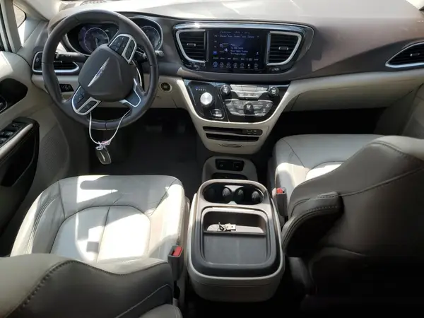 2C4RC1BG5HR584301 2017 CHRYSLER PACIFICA - Image 8