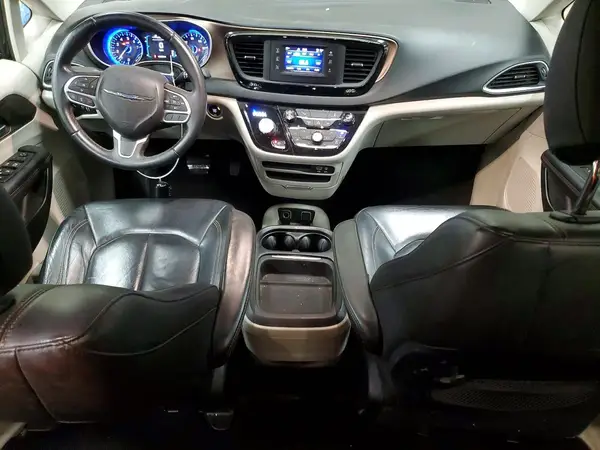2C4RC1BG5HR587988 2017 CHRYSLER PACIFICA - Image 8