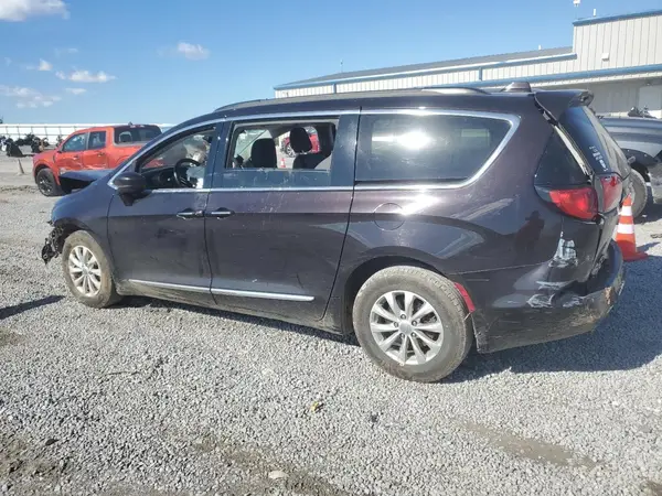 2C4RC1BG5HR591085 2017 CHRYSLER PACIFICA - Image 2