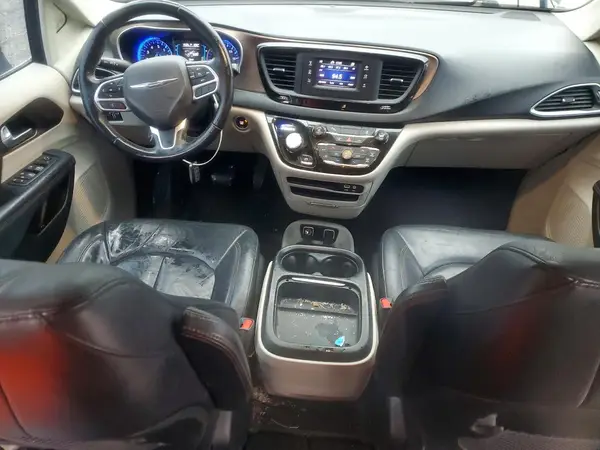 2C4RC1BG5HR603221 2017 CHRYSLER PACIFICA - Image 8