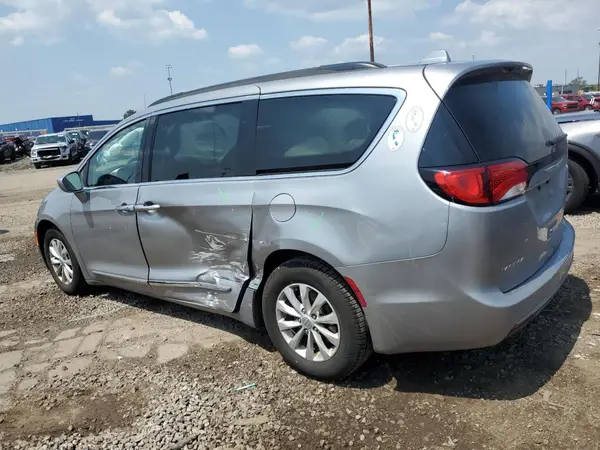 2C4RC1BG5HR608189 2017 CHRYSLER PACIFICA - Image 2