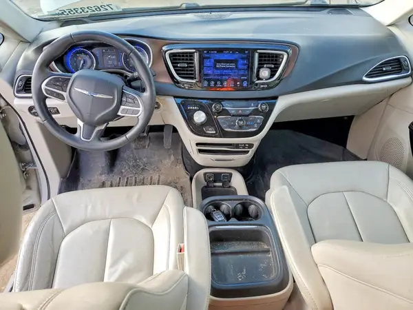 2C4RC1BG5HR611139 2017 CHRYSLER PACIFICA - Image 8