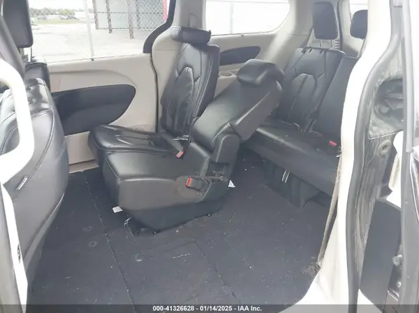 2C4RC1BG5HR613408 2017 CHRYSLER PACIFICA - Image 8