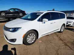 2C4RC1BG5HR656453 2017 CHRYSLER PACIFICA