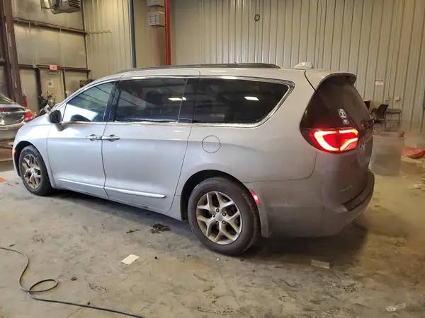 2C4RC1BG5HR668148 2017 CHRYSLER PACIFICA - Image 2