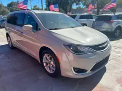 2C4RC1BG5HR676301 2017 CHRYSLER PACIFICA