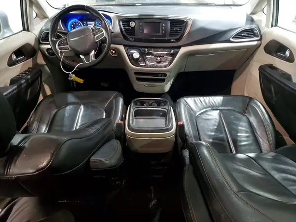 2C4RC1BG5HR702847 2017 CHRYSLER PACIFICA - Image 8
