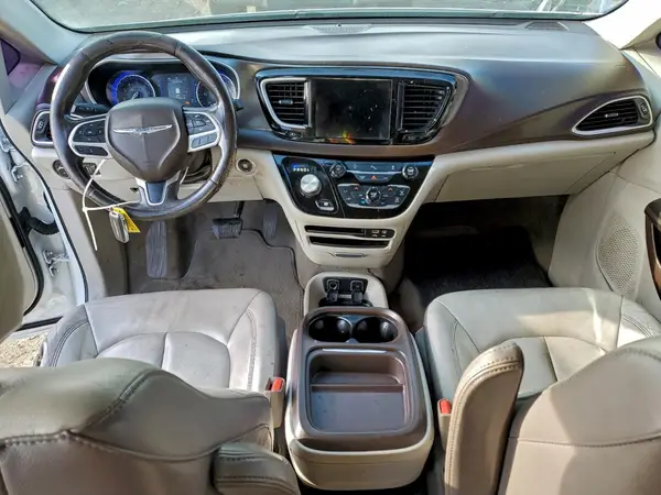 2C4RC1BG5HR702976 2017 CHRYSLER PACIFICA - Image 8