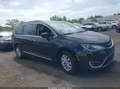 2C4RC1BG5HR712293 2017 CHRYSLER PACIFICA