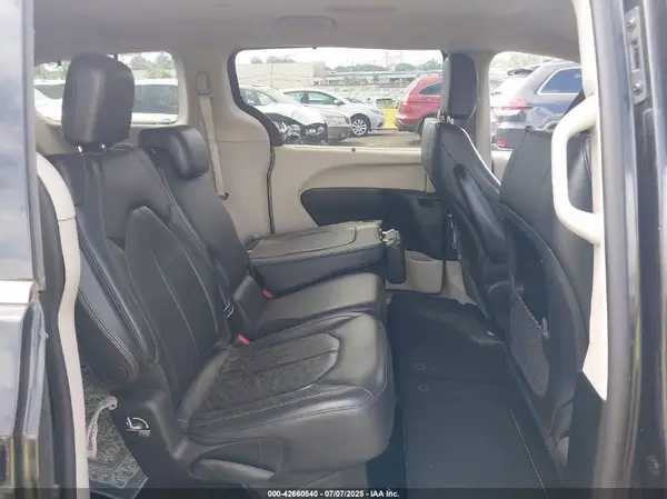 2C4RC1BG5HR712293 2017 CHRYSLER PACIFICA - Image 8