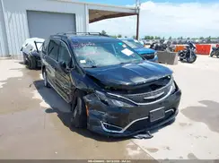 2C4RC1BG5HR730325 2017 CHRYSLER PACIFICA
