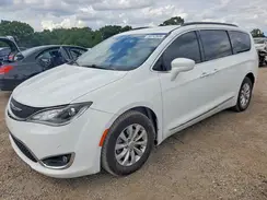 2C4RC1BG5HR739302 2017 CHRYSLER PACIFICA