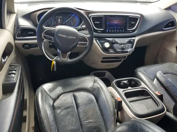 2C4RC1BG5HR739302 2017 CHRYSLER PACIFICA - Image 8