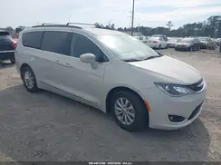 2C4RC1BG5HR739350 2017 CHRYSLER PACIFICA