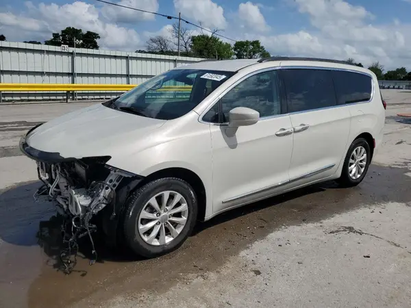 2C4RC1BG5HR745522 2017 CHRYSLER PACIFICA - Image 1