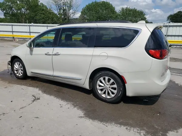 2C4RC1BG5HR745522 2017 CHRYSLER PACIFICA - Image 2