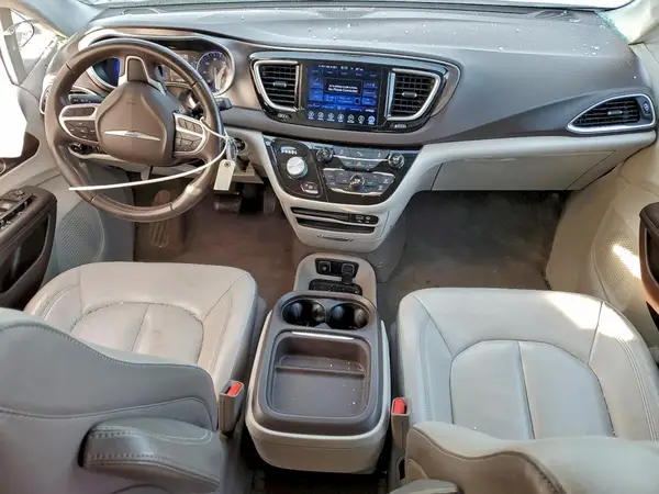 2C4RC1BG5HR758934 2017 CHRYSLER PACIFICA - Image 8