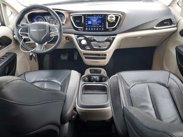 2C4RC1BG5HR763678 2017 CHRYSLER PACIFICA - Image 8