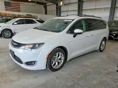 2C4RC1BG5HR768380 2017 CHRYSLER PACIFICA