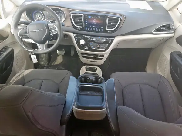2C4RC1BG5HR770811 2017 CHRYSLER PACIFICA - Image 8