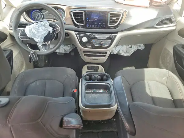 2C4RC1BG5HR781985 2017 CHRYSLER PACIFICA - Image 8
