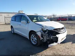 2C4RC1BG5HR794686 2017 CHRYSLER PACIFICA
