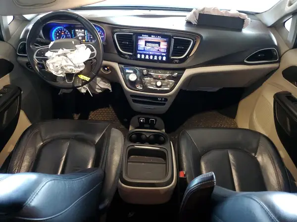 2C4RC1BG5HR795613 2017 CHRYSLER PACIFICA - Image 8